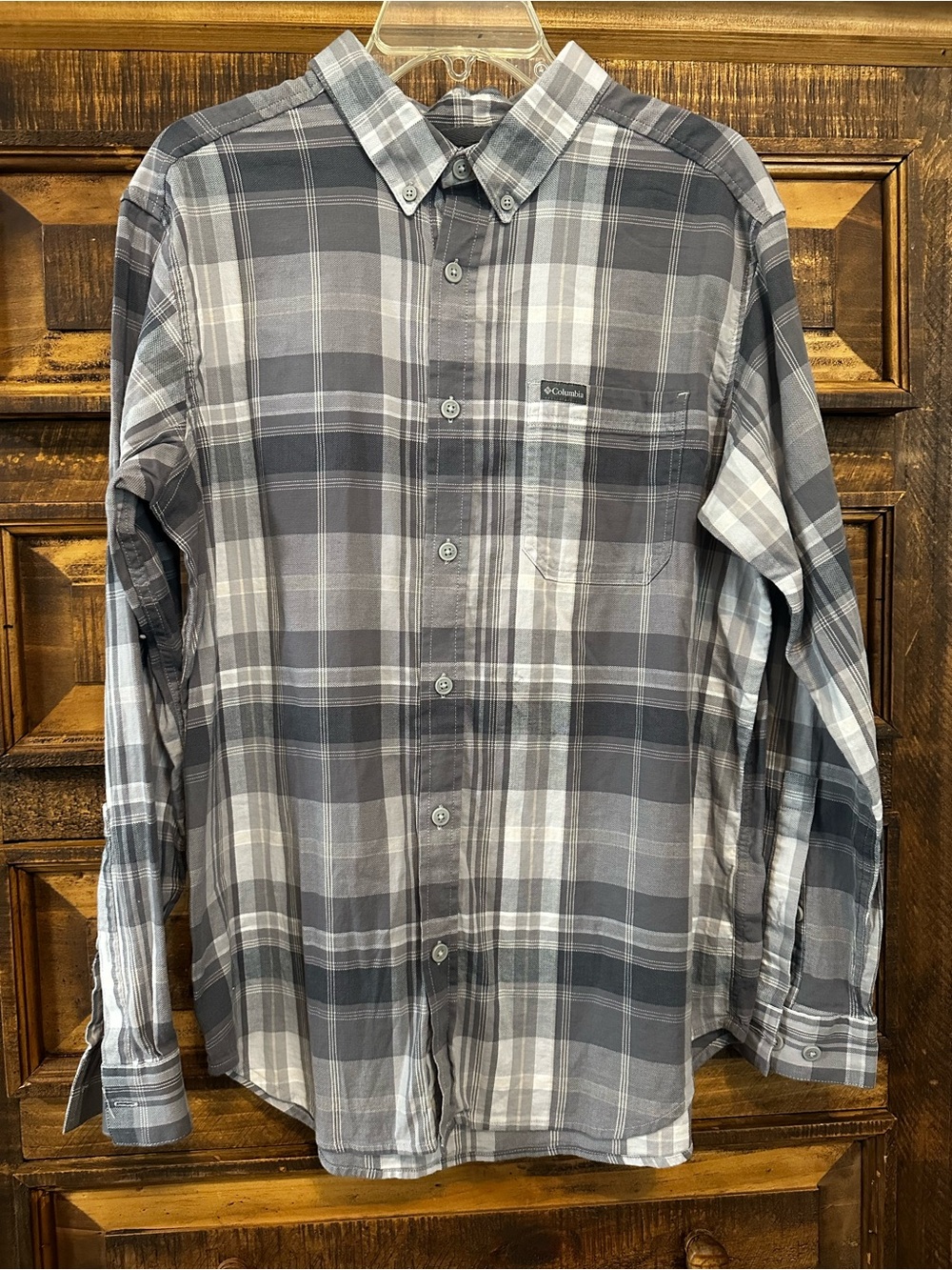 Columbia Gray Plaid Long-Sleeve Button-Down Shirt